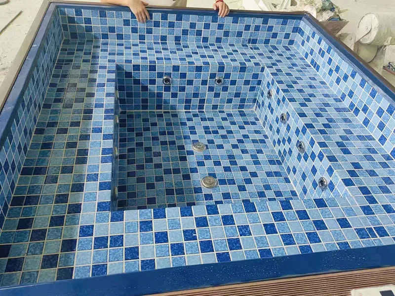 Le piscine in fibra di vetro di Hebei Tengjun Fiberglass Co., Ltd. vengono vendute all'estero e le spedizioni raggiungono un nuovo massimo